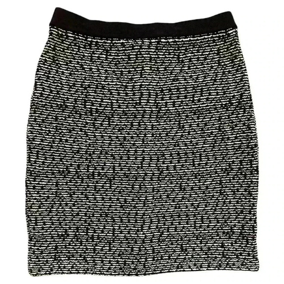 White House Black Market Iconic Sweater Skirt Size Petite Small - Picture 4 of 9